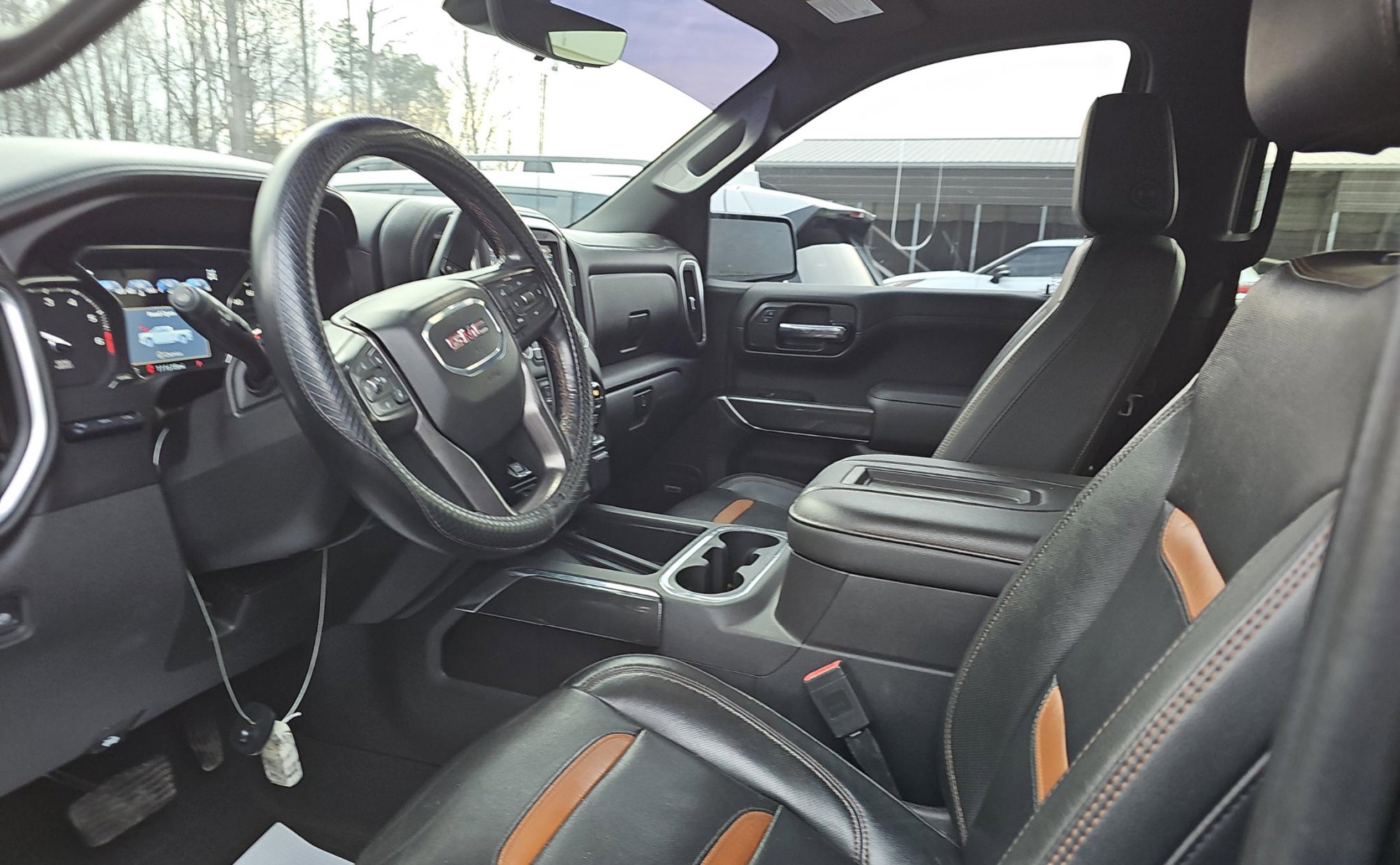 Used 2019 GMC Sierra 1500 AT4 w/ AT4 Premium Package image 6