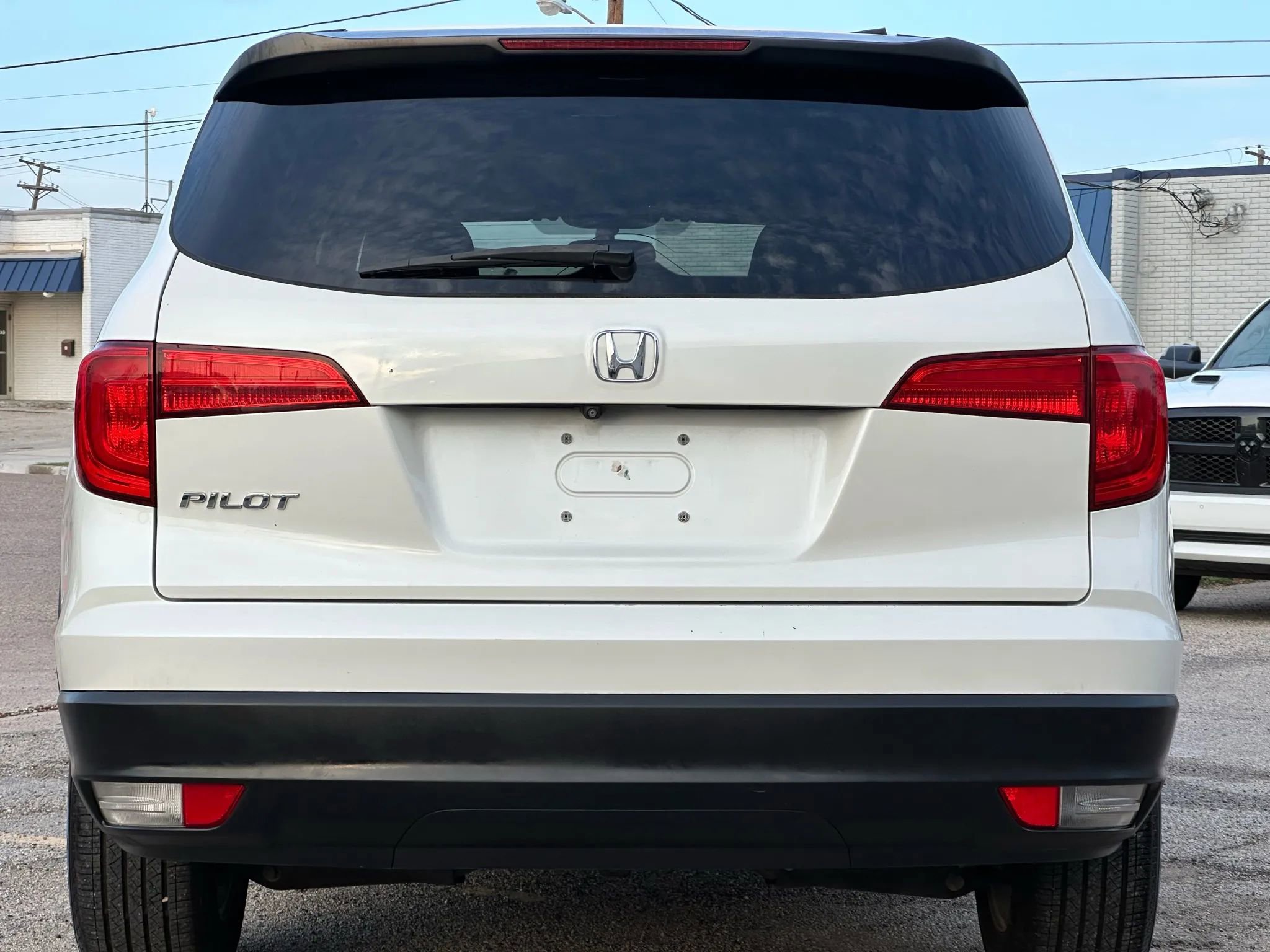 Used 2016 Honda Pilot LX image 6