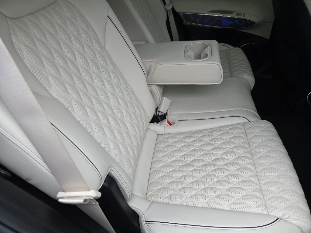 Used 2025 Genesis GV70 3.5T Sport w/ Sport Advanced Package image 26