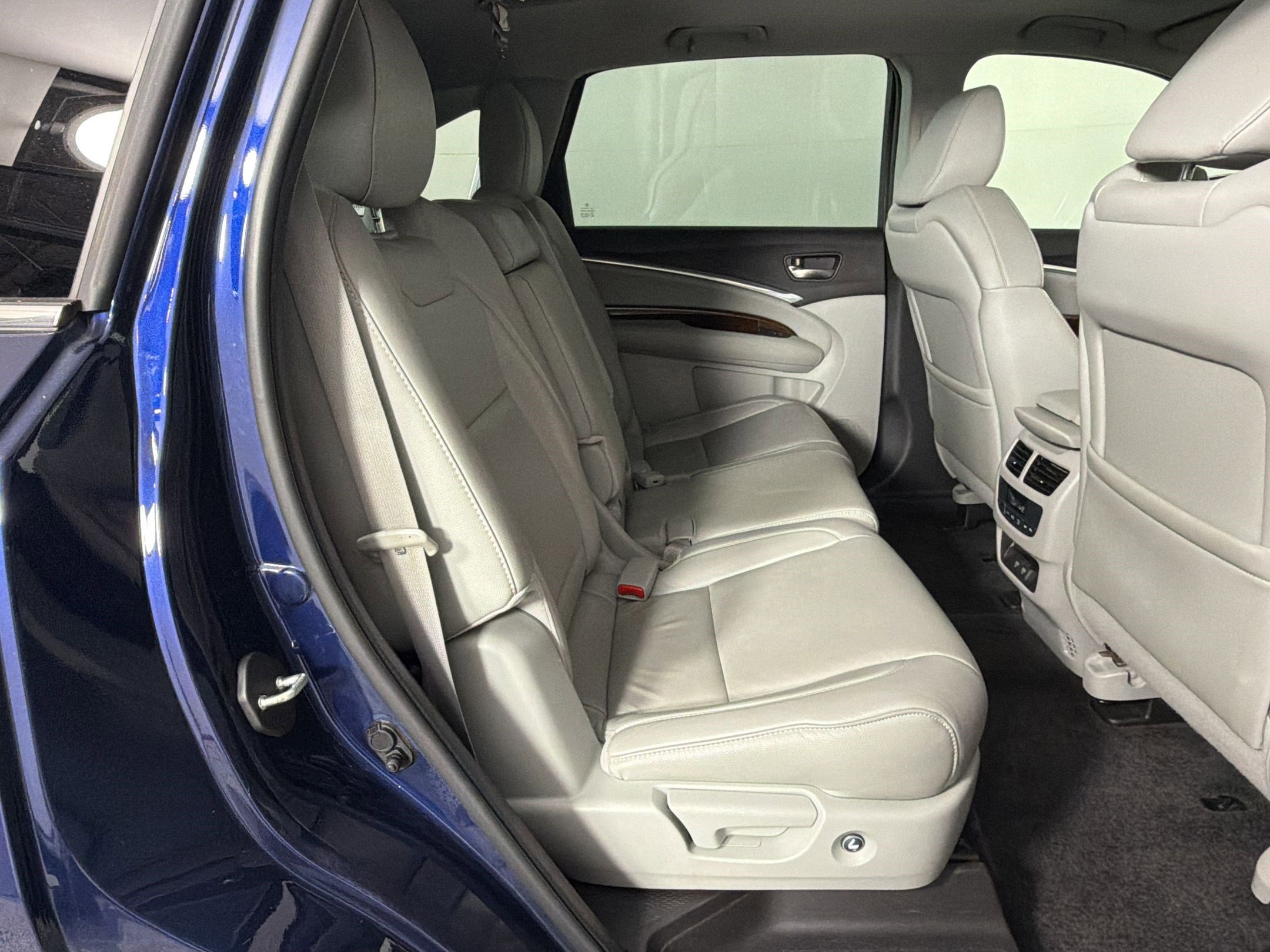 Used 2018 Acura MDX FWD w/ Technology Package image 30