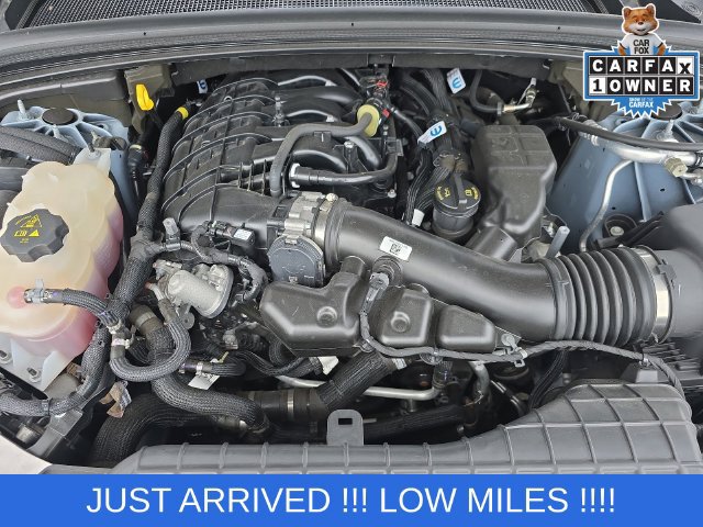 Used 2023 Jeep Grand Cherokee Laredo AWD/4WD image 18