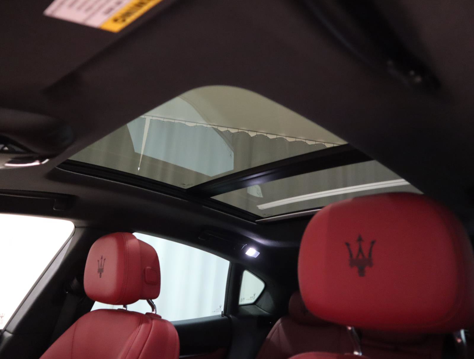 Used 2022 Maserati Levante Modena image 25