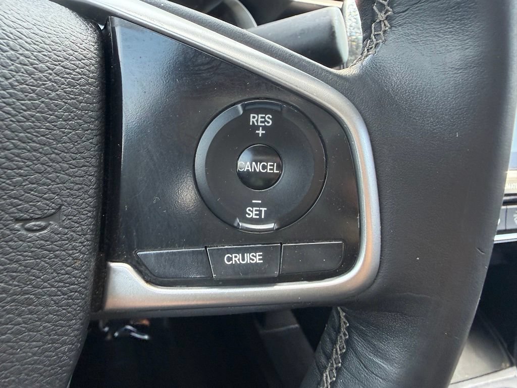 Used 2017 Honda Civic EX-L image 18