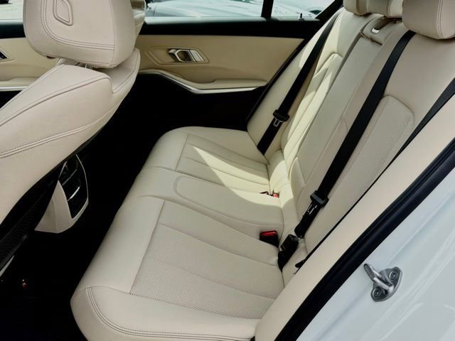 Certified 2023 BMW 330i Sedan w/ Convenience Package image 33