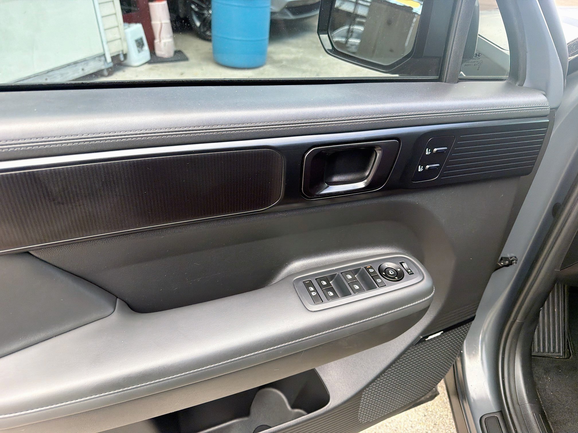Used 2024 Hyundai Santa Fe Calligraphy FWD image 17