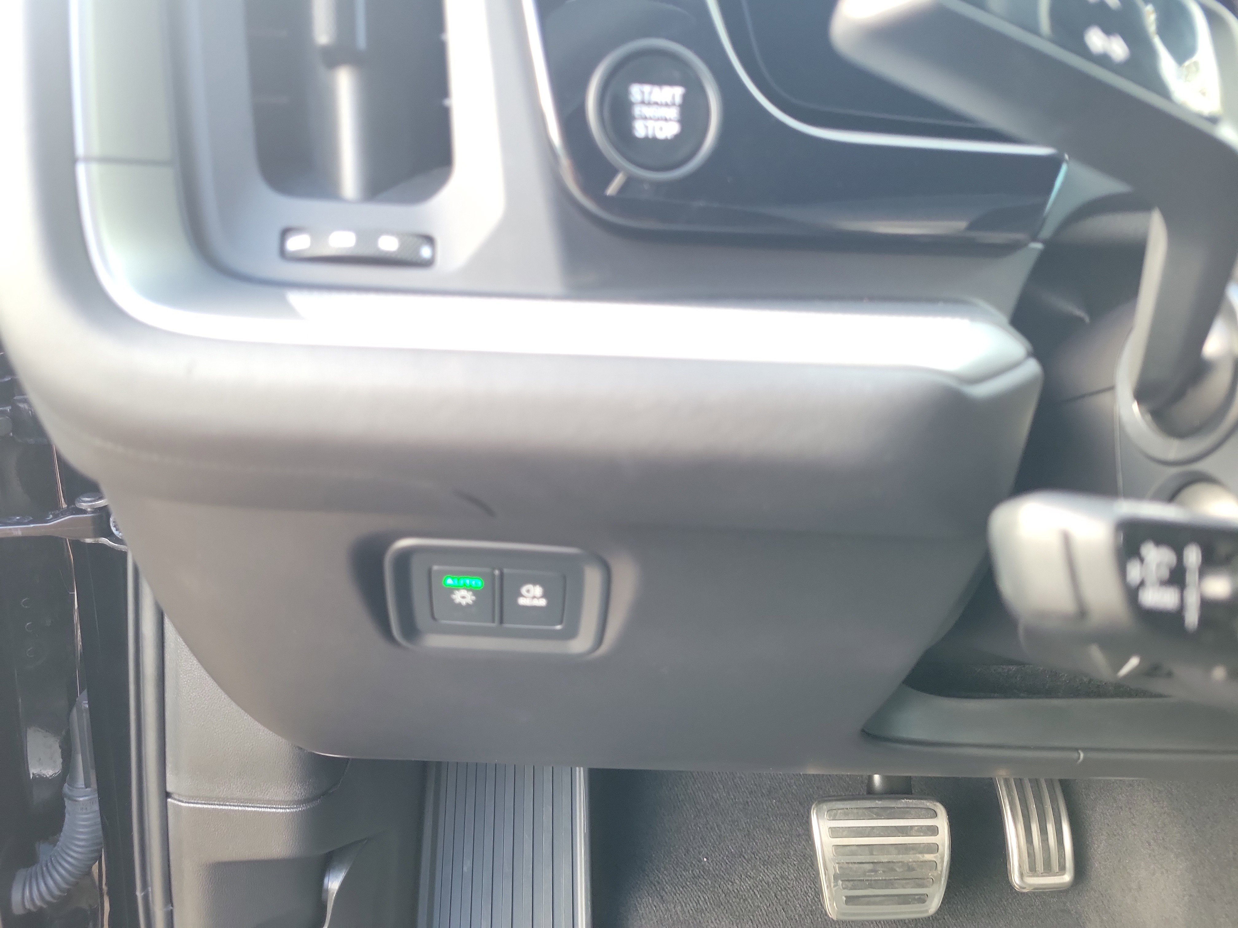 Used 2024 Porsche Cayenne S image 30