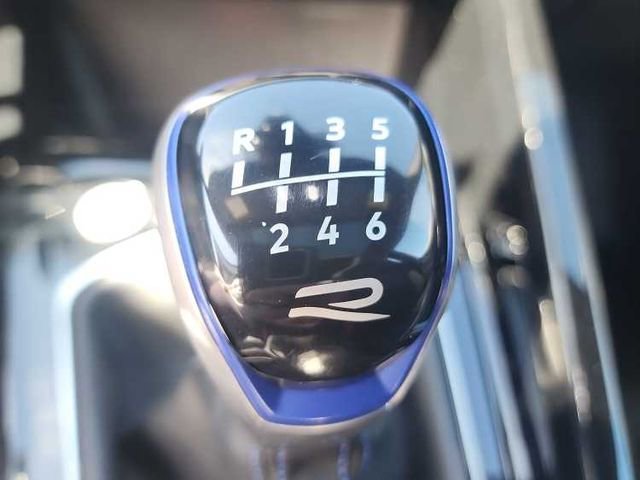 Used 2024 Volkswagen Golf R AWD/4WD image 24