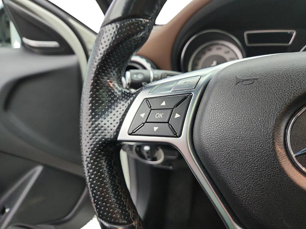 Used 2015 Mercedes-Benz GLA 250 4MATIC image 34