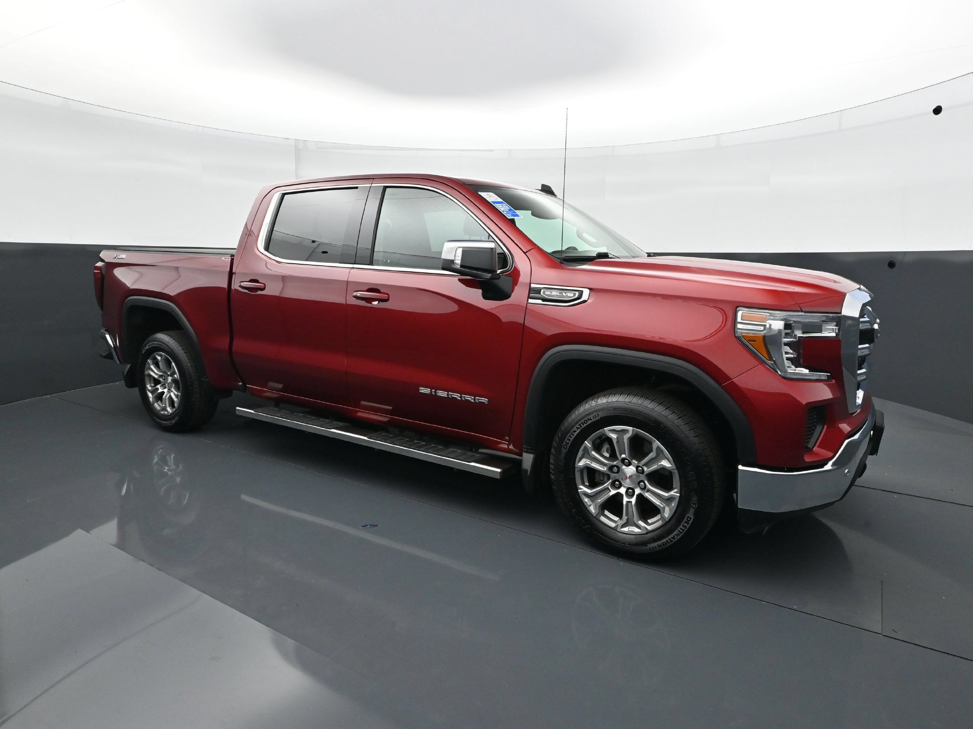 Used 2020 GMC Sierra 1500 SLE w/ SLE Value Package AWD/4WD image 9
