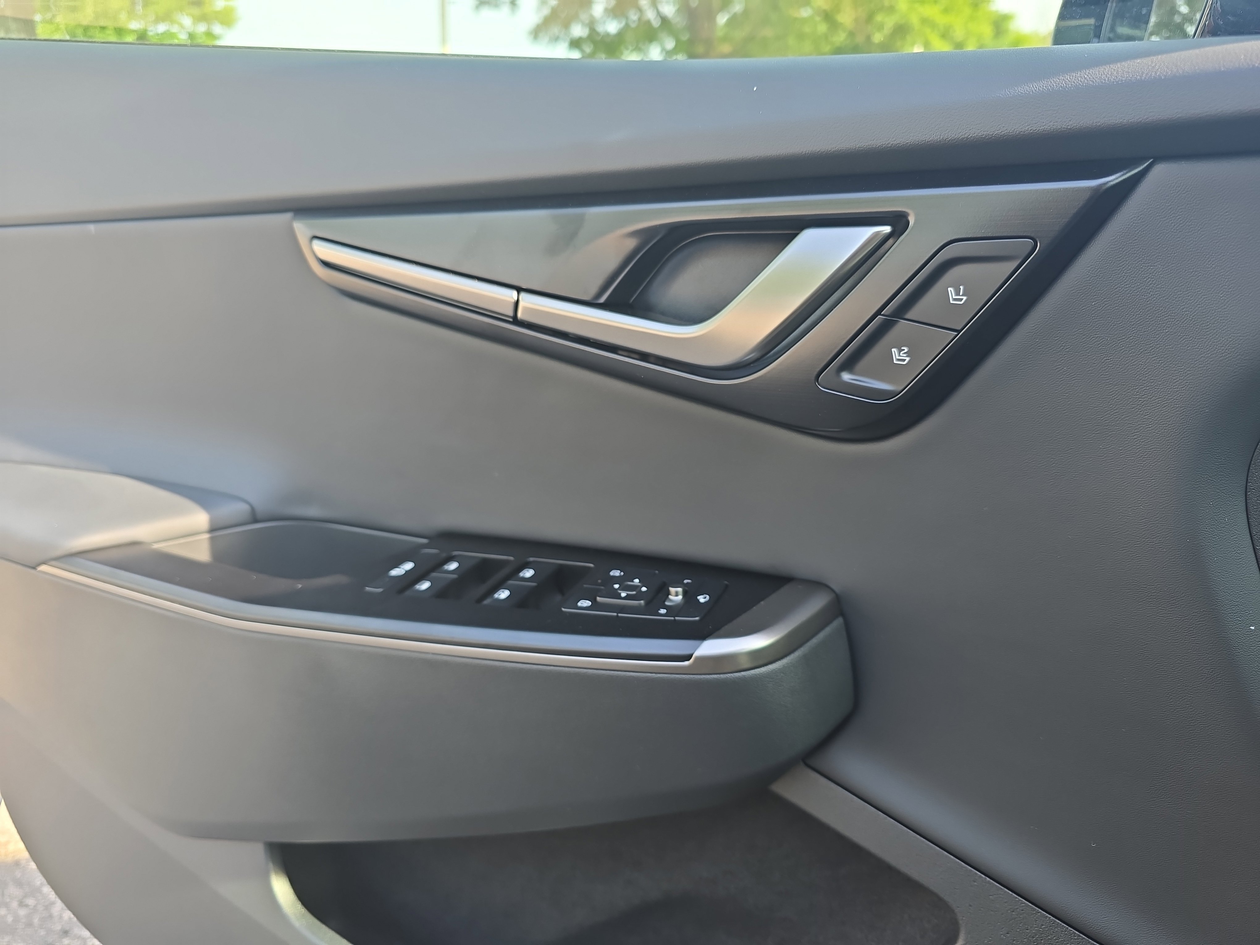 New 2025 Kia EV6 Wind image 25