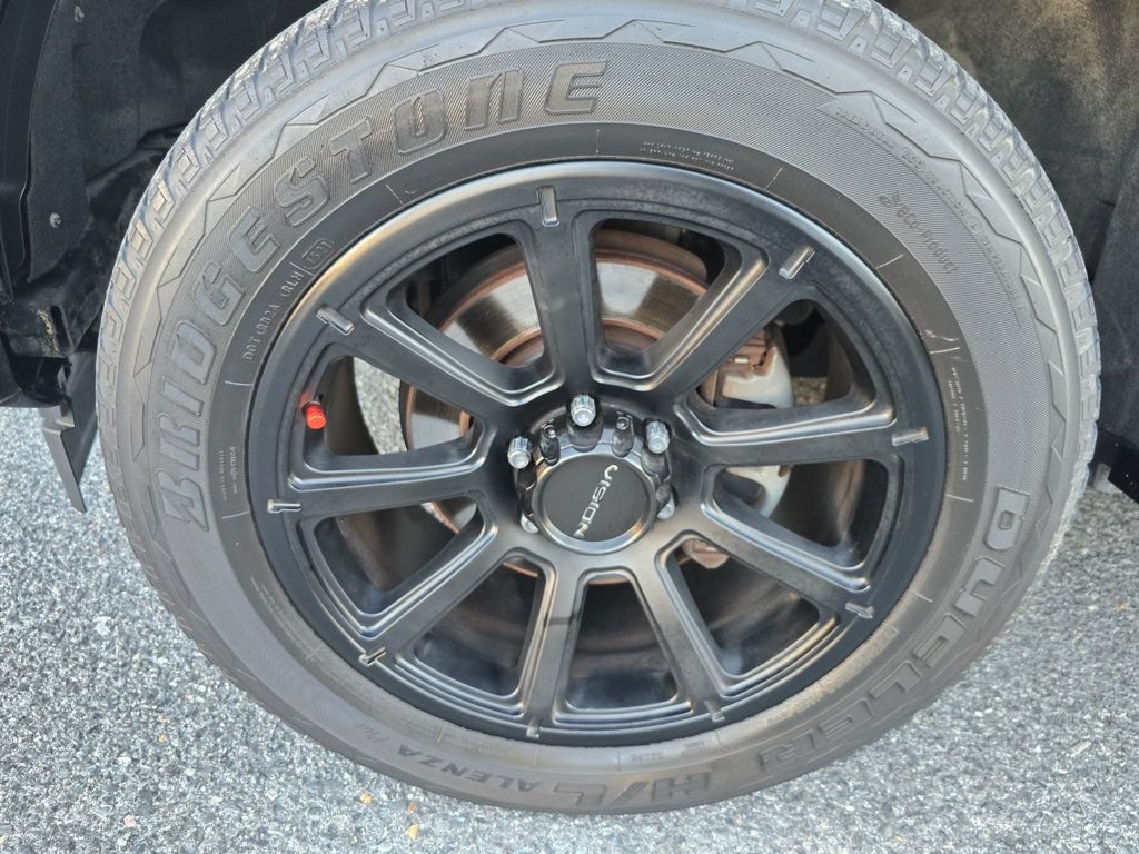 Used 2017 Ford F150 Lariat w/ Equipment Group 501A Mid AWD/4WD image 23