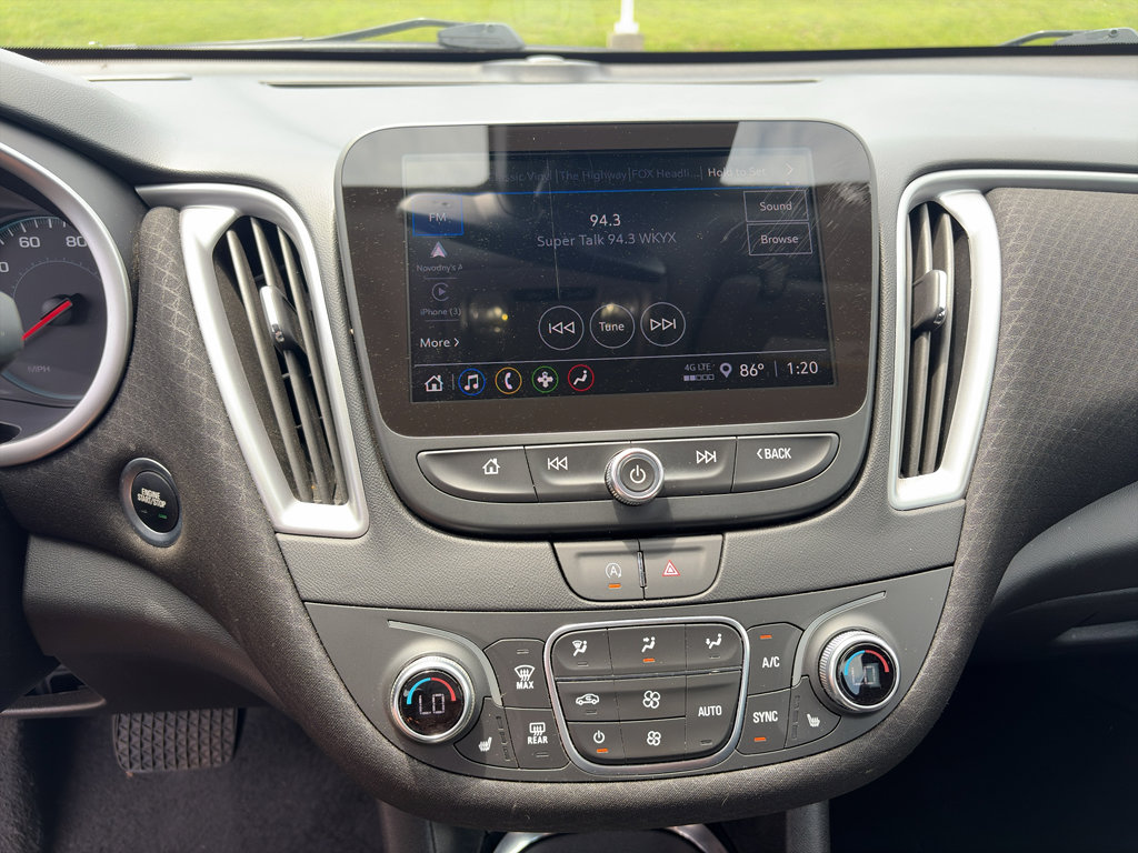 Used 2025 Chevrolet Malibu LT FWD image 18