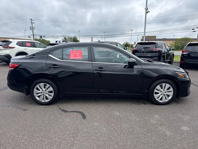 Certified 2025 Nissan Sentra S FWD image 4