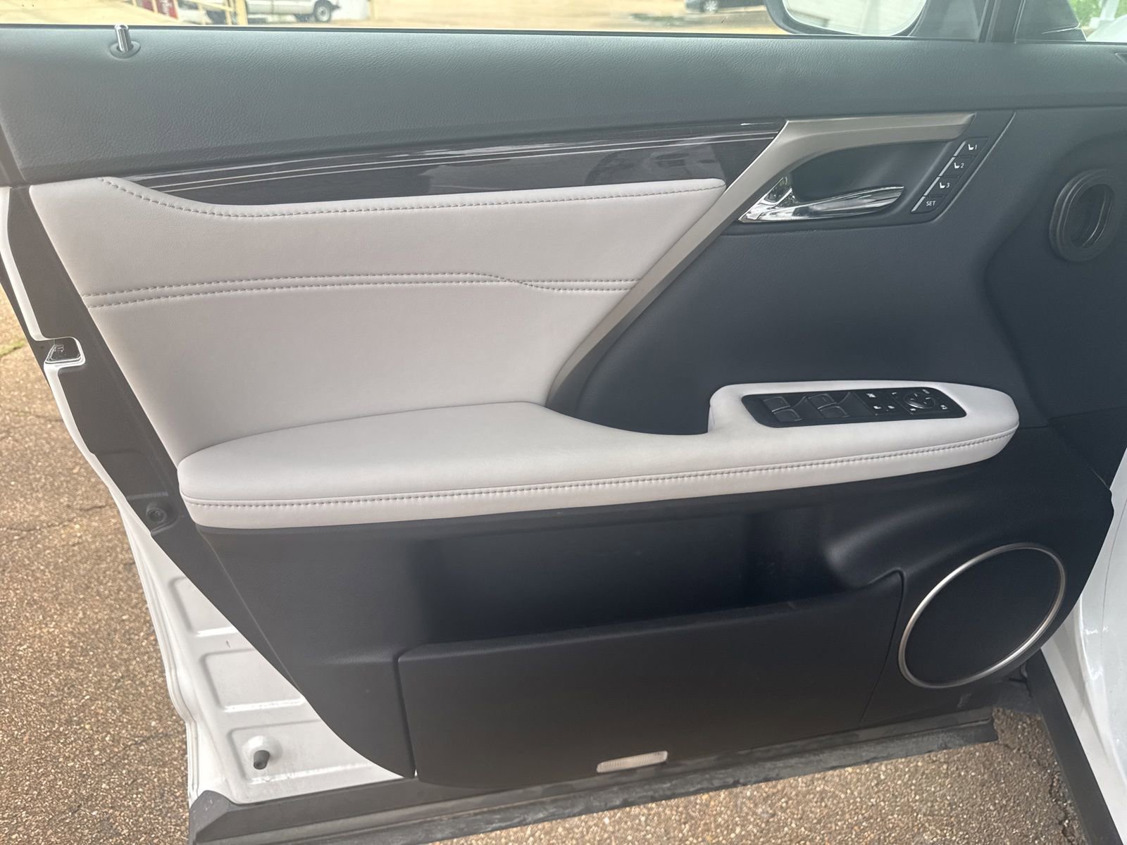 Used 2022 Lexus RX 350 FWD w/ Luxury Package image 20