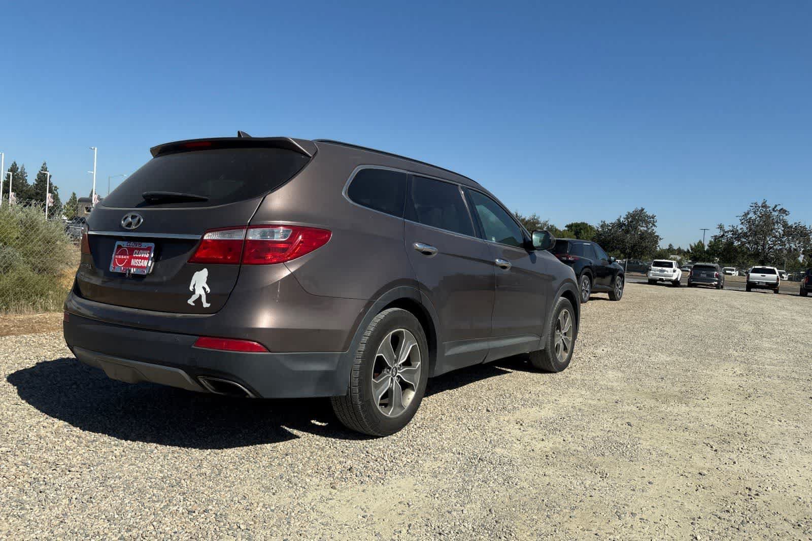 Used 2014 Hyundai Santa Fe GLS FWD image 3