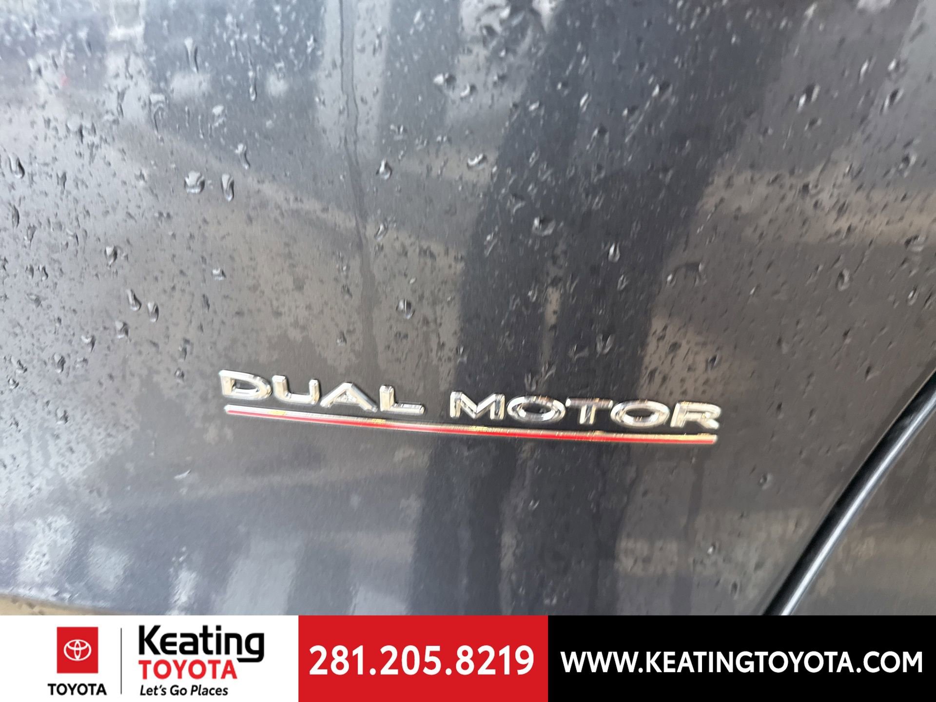 Used 2024 Tesla Model Y Performance image 9