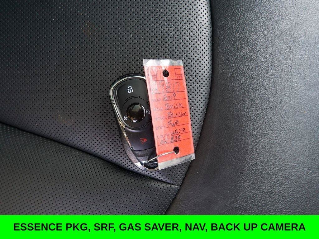 Used 2019 Buick Envision Essence FWD image 35