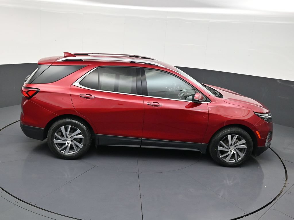 Used 2024 Chevrolet Equinox Premier FWD image 17