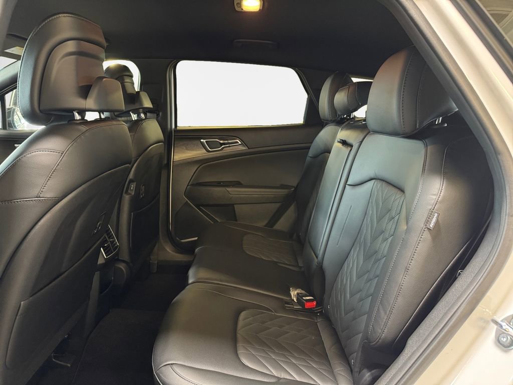 Used 2025 Kia Sportage X-Line image 24