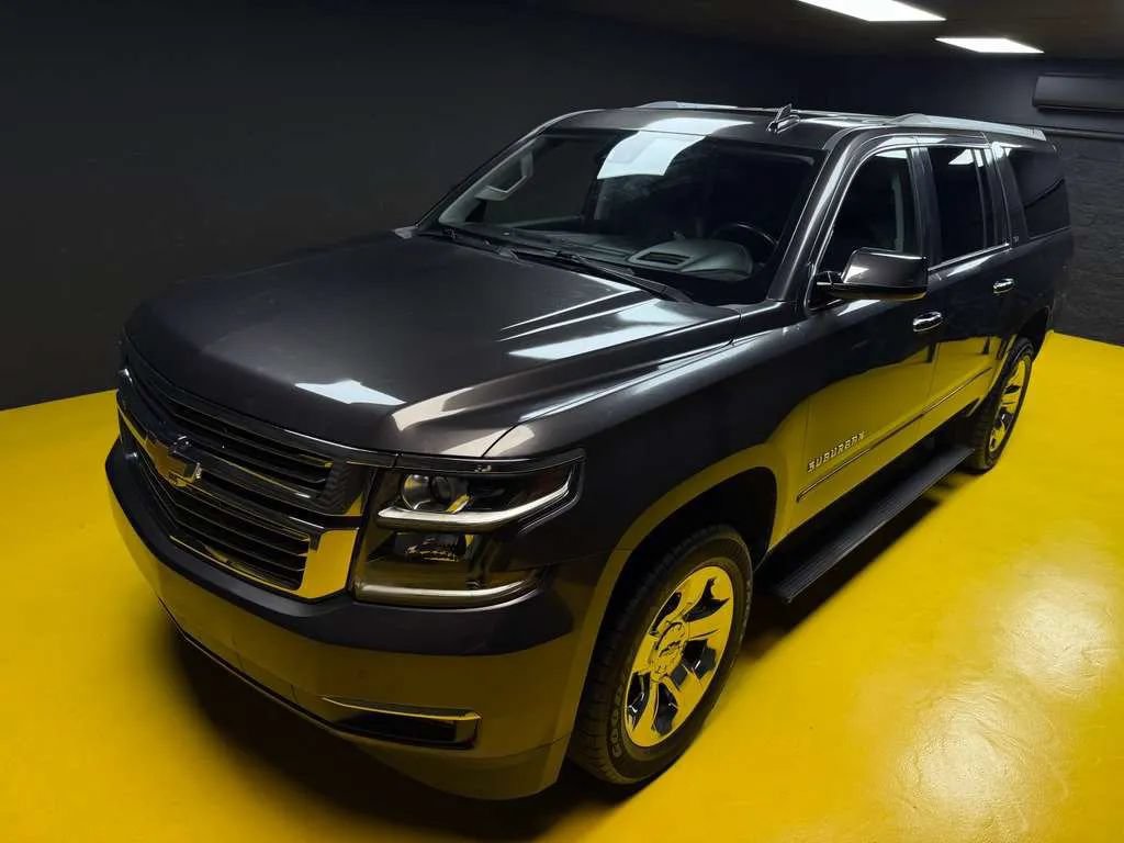 Used 2016 Chevrolet Suburban LTZ RWD image 6