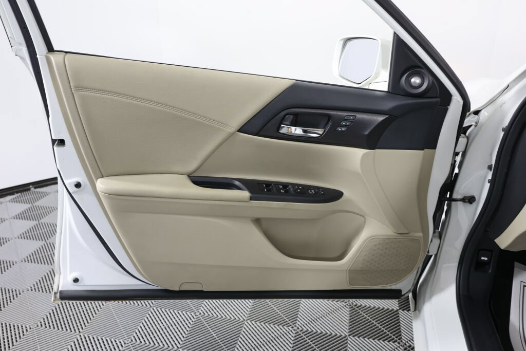 Used 2013 Honda Accord EX-L image 12