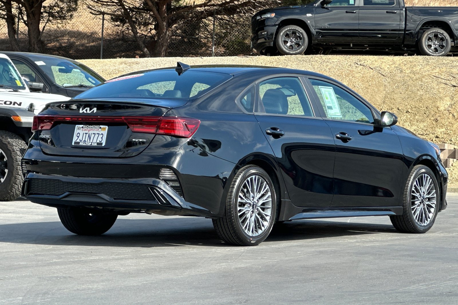 Certified 2023 Kia Forte GT-Line FWD image 5
