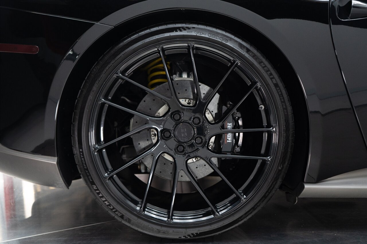 Used 2014 Ferrari F12 Berlinetta RWD image 99