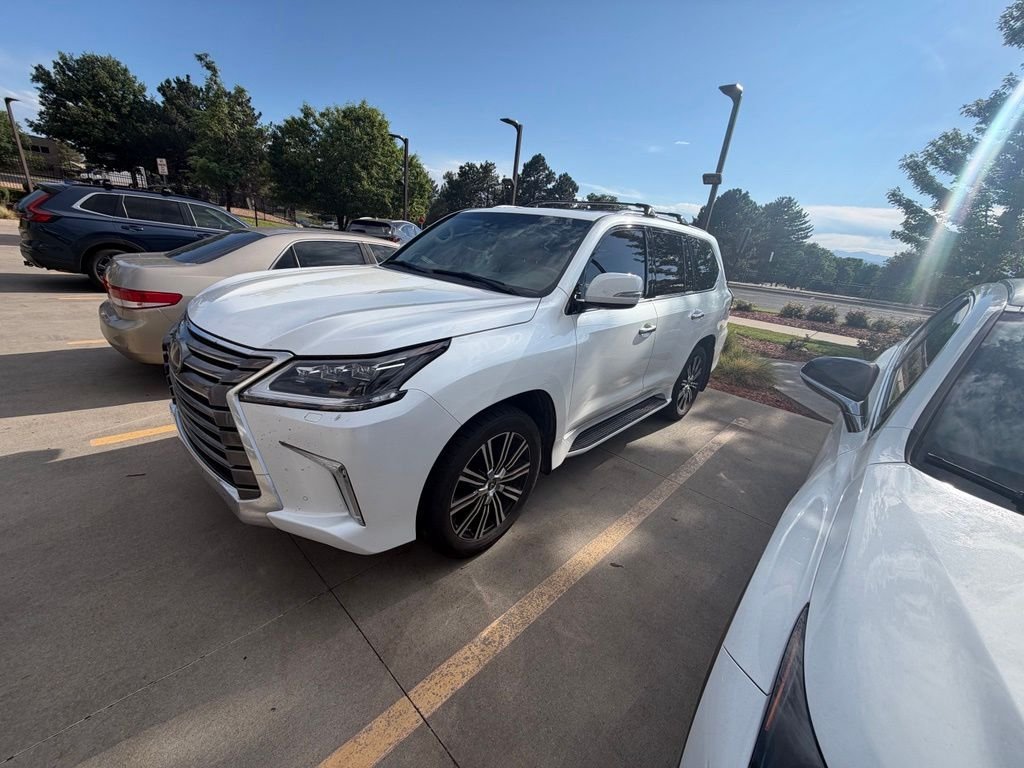 Used 2020 Lexus LX 570 4WD w/ Luxury Package