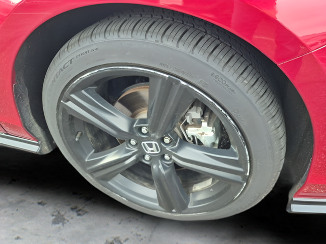 Used 2023 Honda Accord Sport image 7