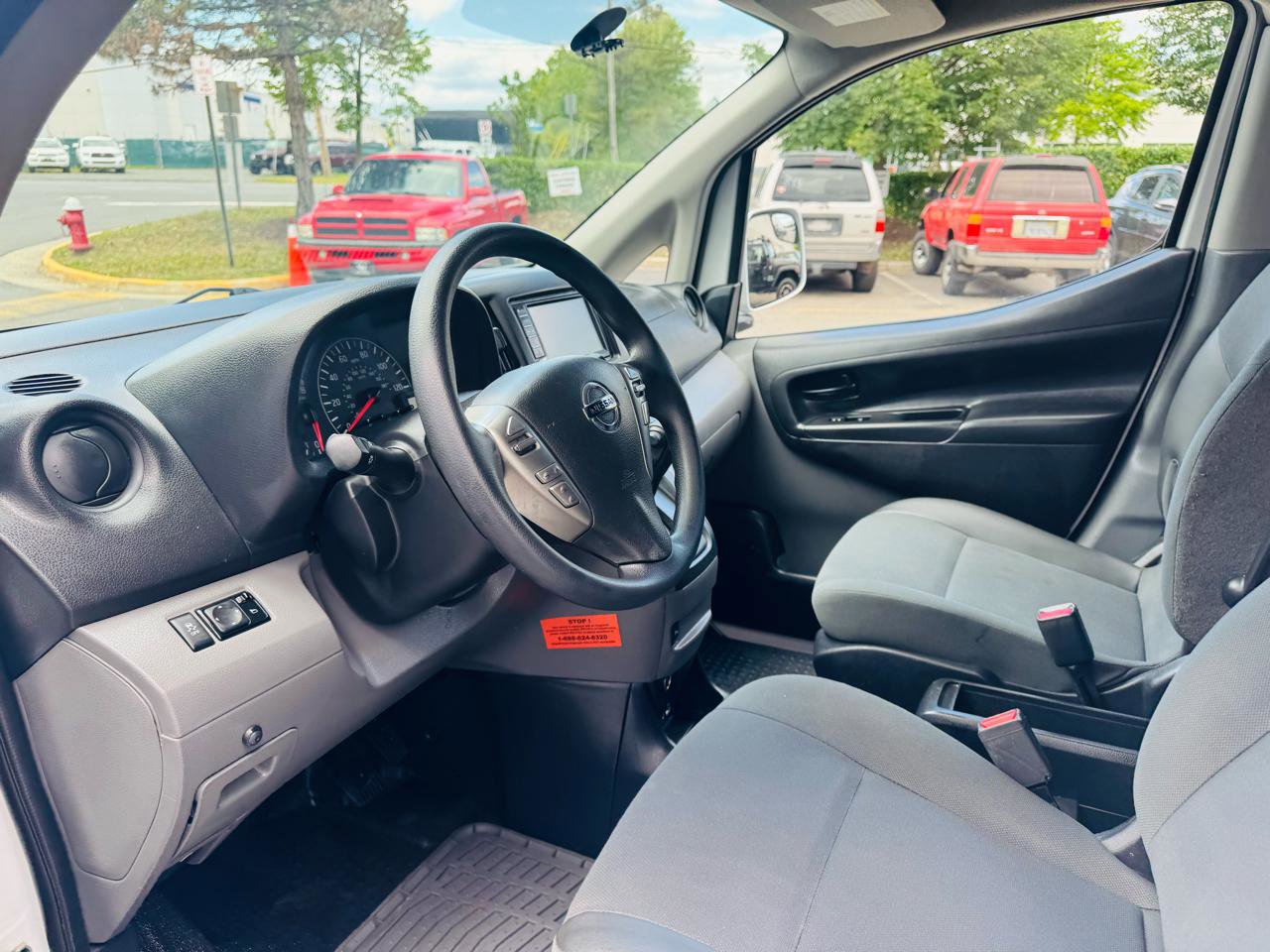 Used 2020 Nissan NV200 SV FWD image 28