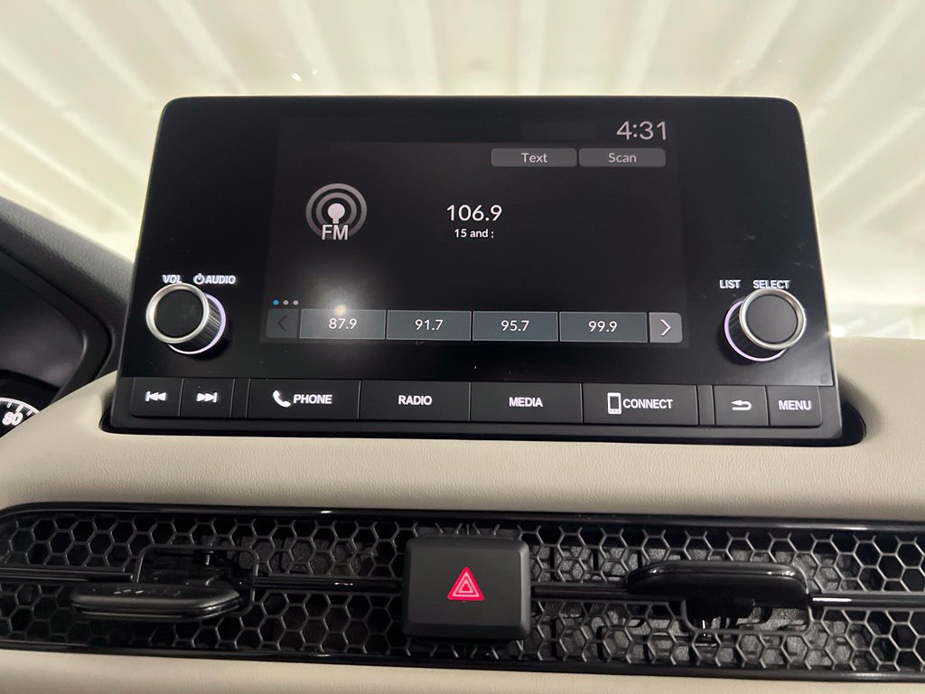 Used 2025 Honda HR-V LX image 26