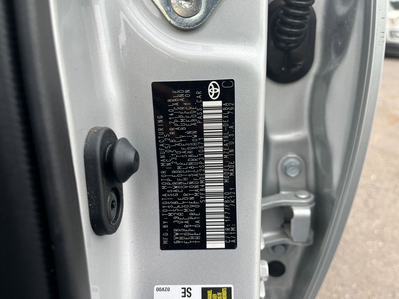 Used 2025 Toyota Corolla LE image 27