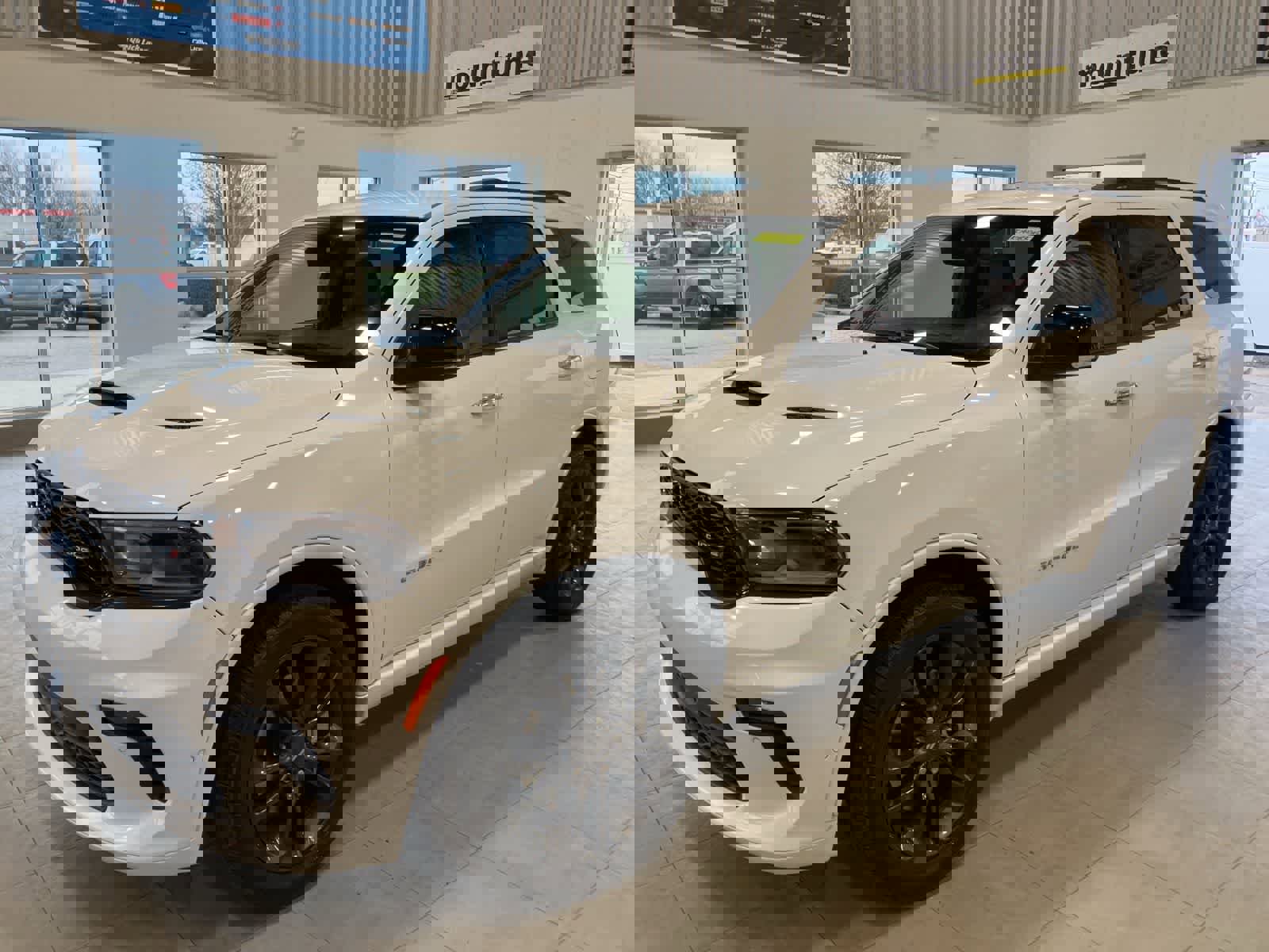 Used 2024 Dodge Durango R/T w/ Blacktop Package image 1