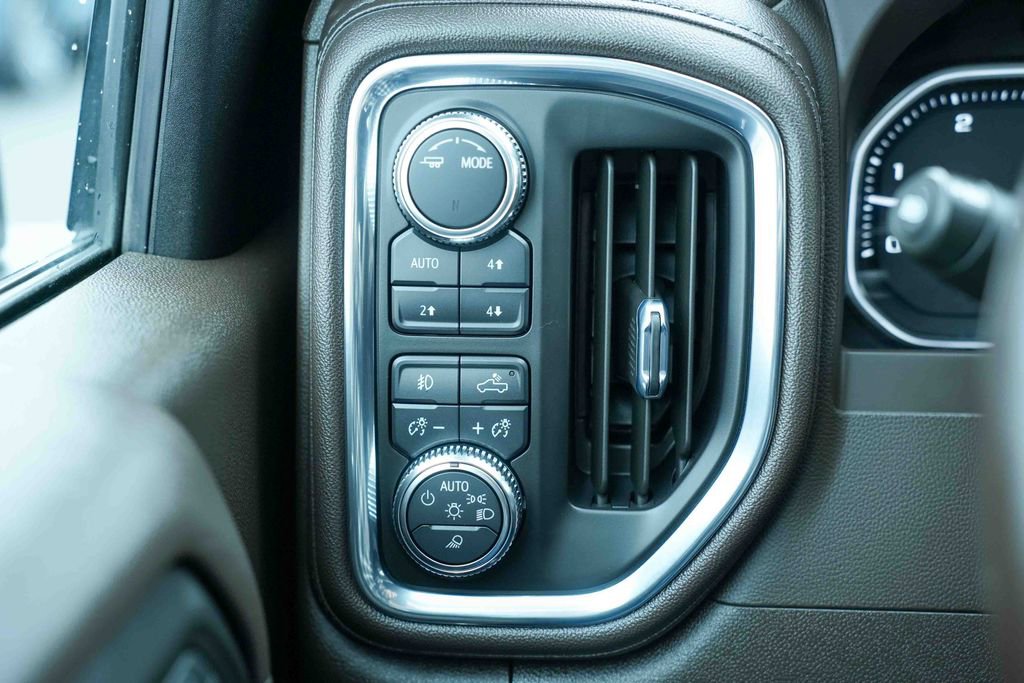 Used 2023 GMC Sierra 2500 Denali image 29