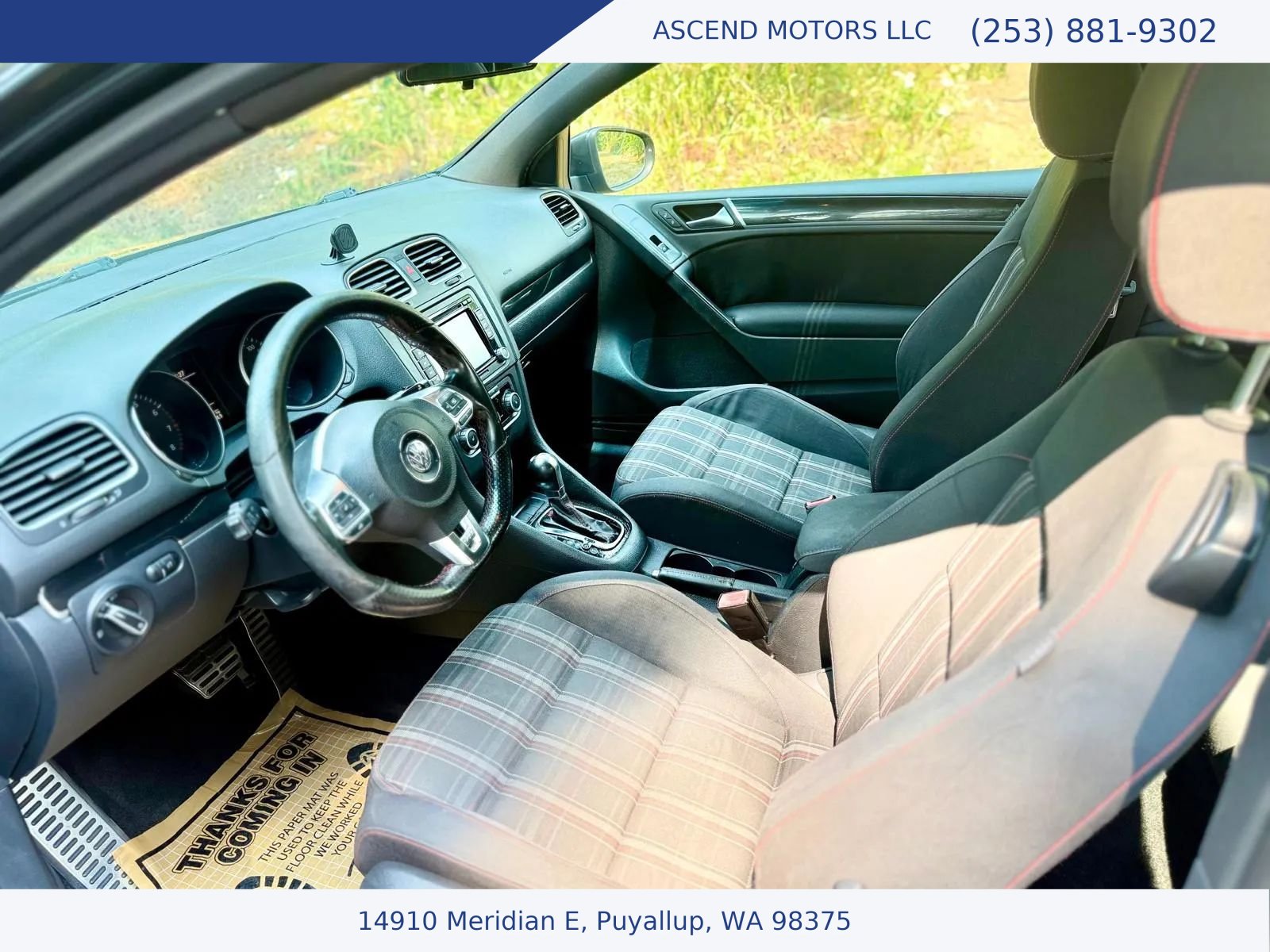 Used 2010 Volkswagen GTI 2-Door FWD image 9