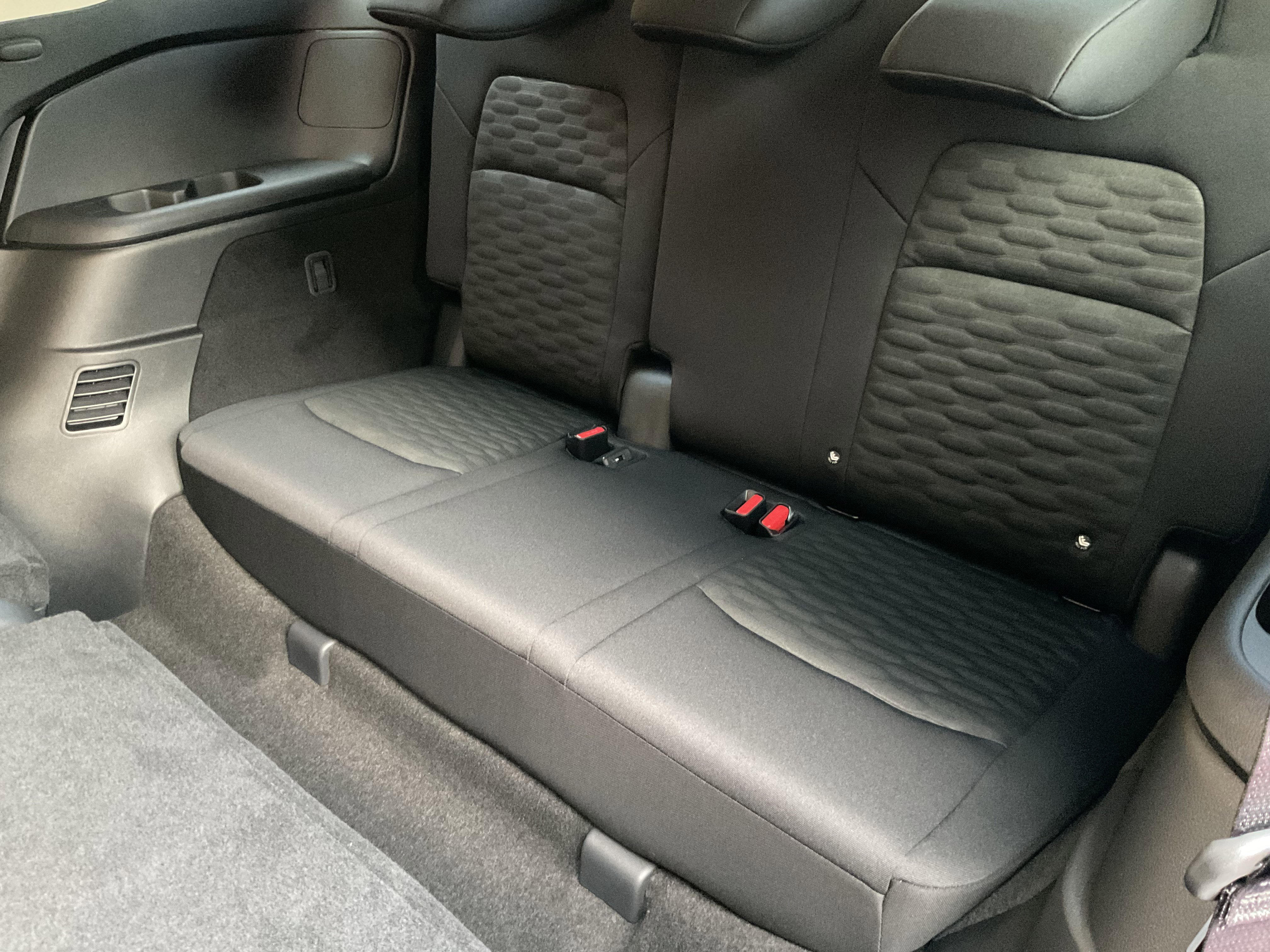 Used 2025 Nissan Pathfinder SV AWD/4WD image 42