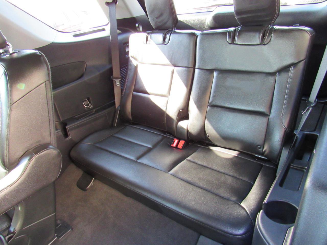 Used 2022 Ford Explorer Limited w/ Equipment Group 301A image 35