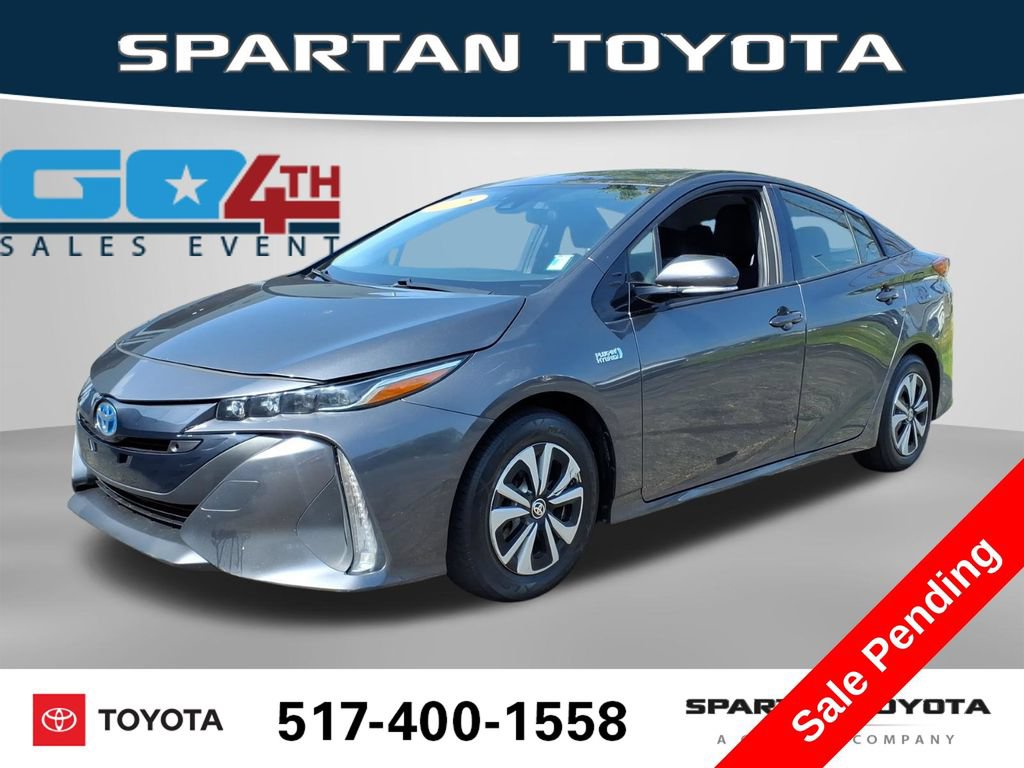 Used 2018 Toyota Prius Prime Plus w/ Carpet Mat Package FWD image 1