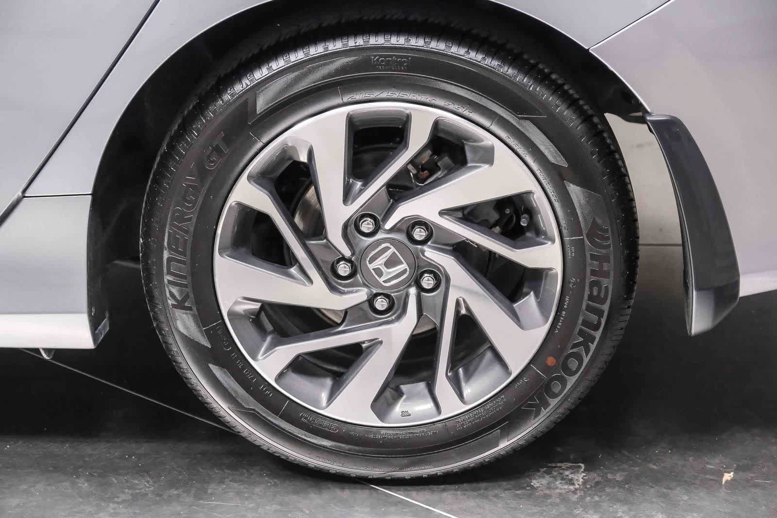 Used 2016 Honda Civic EX image 9