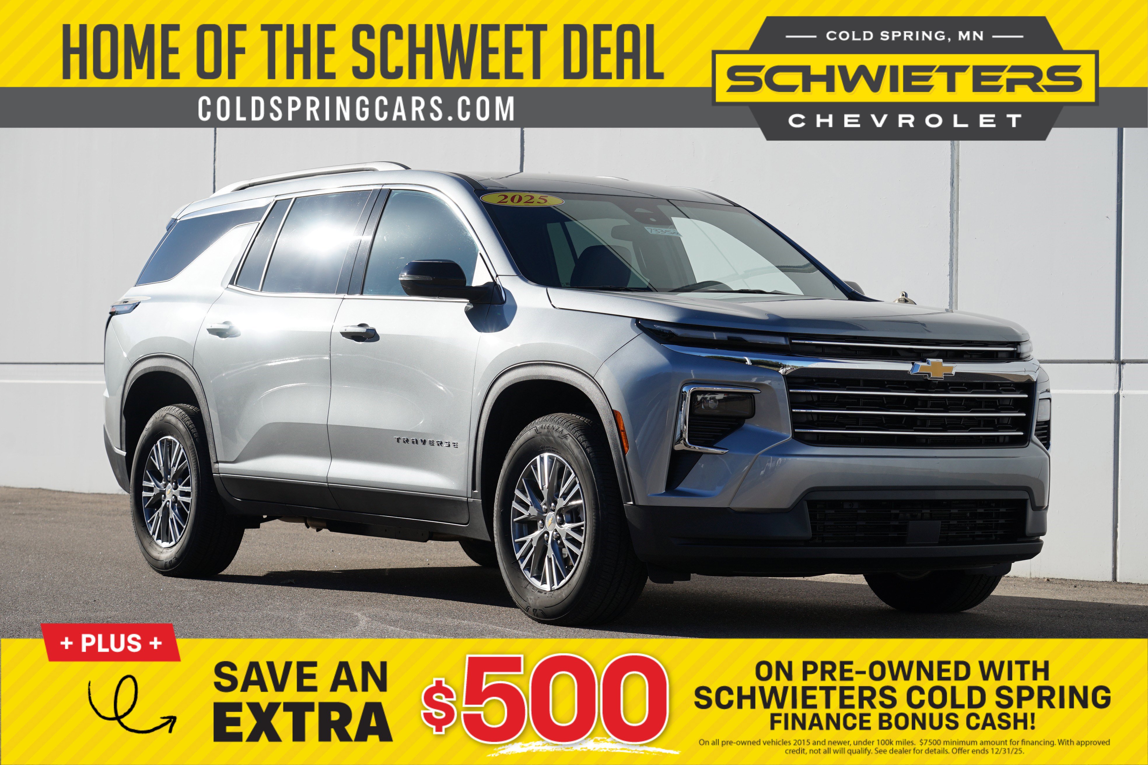 Used 2025 Chevrolet Traverse LT
