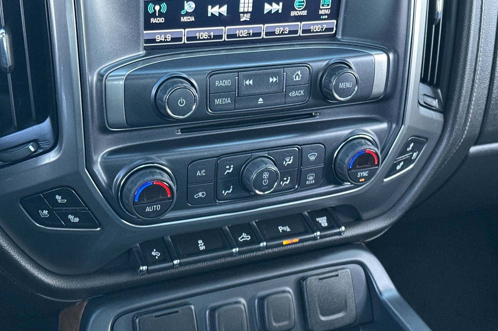 Used 2017 Chevrolet Silverado 3500 LTZ w/ Duramax Plus Package image 19