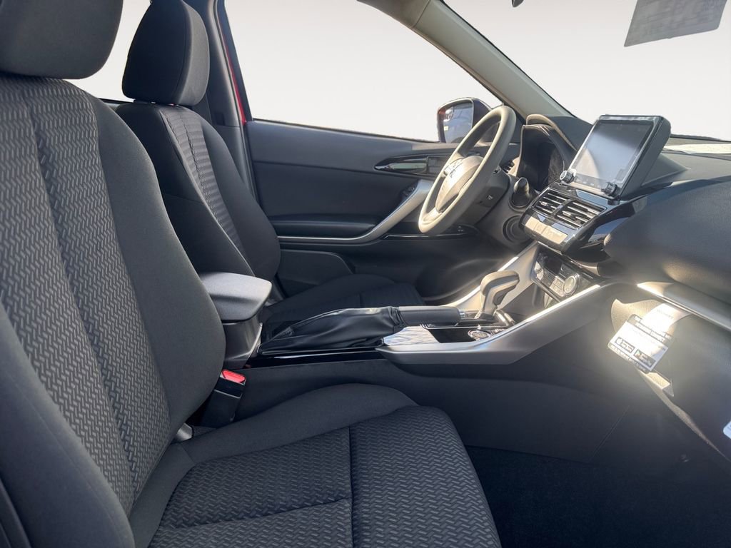 New 2026 Mitsubishi Eclipse Cross LE image 15