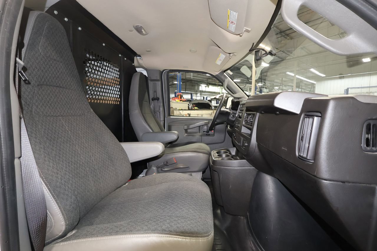 Certified 2024 Chevrolet Express 2500 w/ Driver Convenience Package image 22