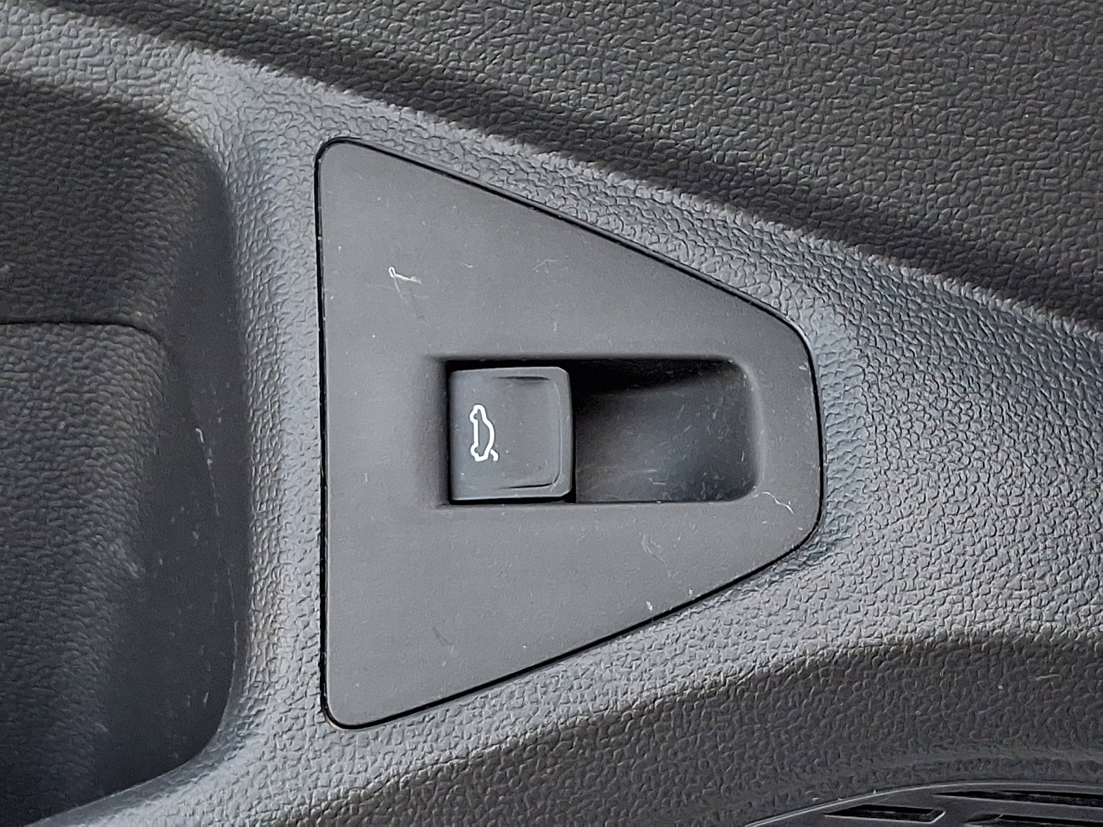 Used 2019 Volkswagen Jetta GLI FWD image 25