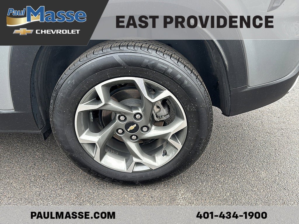 Used 2024 Chevrolet Trax LT w/ Driver Confidence Package FWD image 8