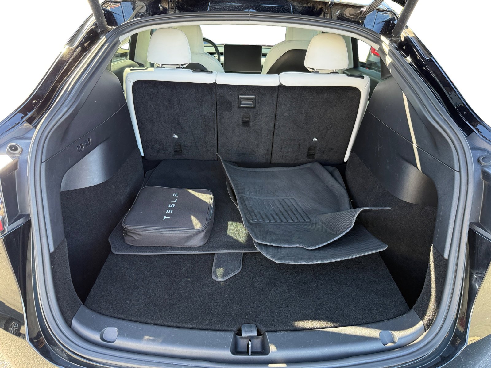 Used 2022 Tesla Model Y Performance image 17