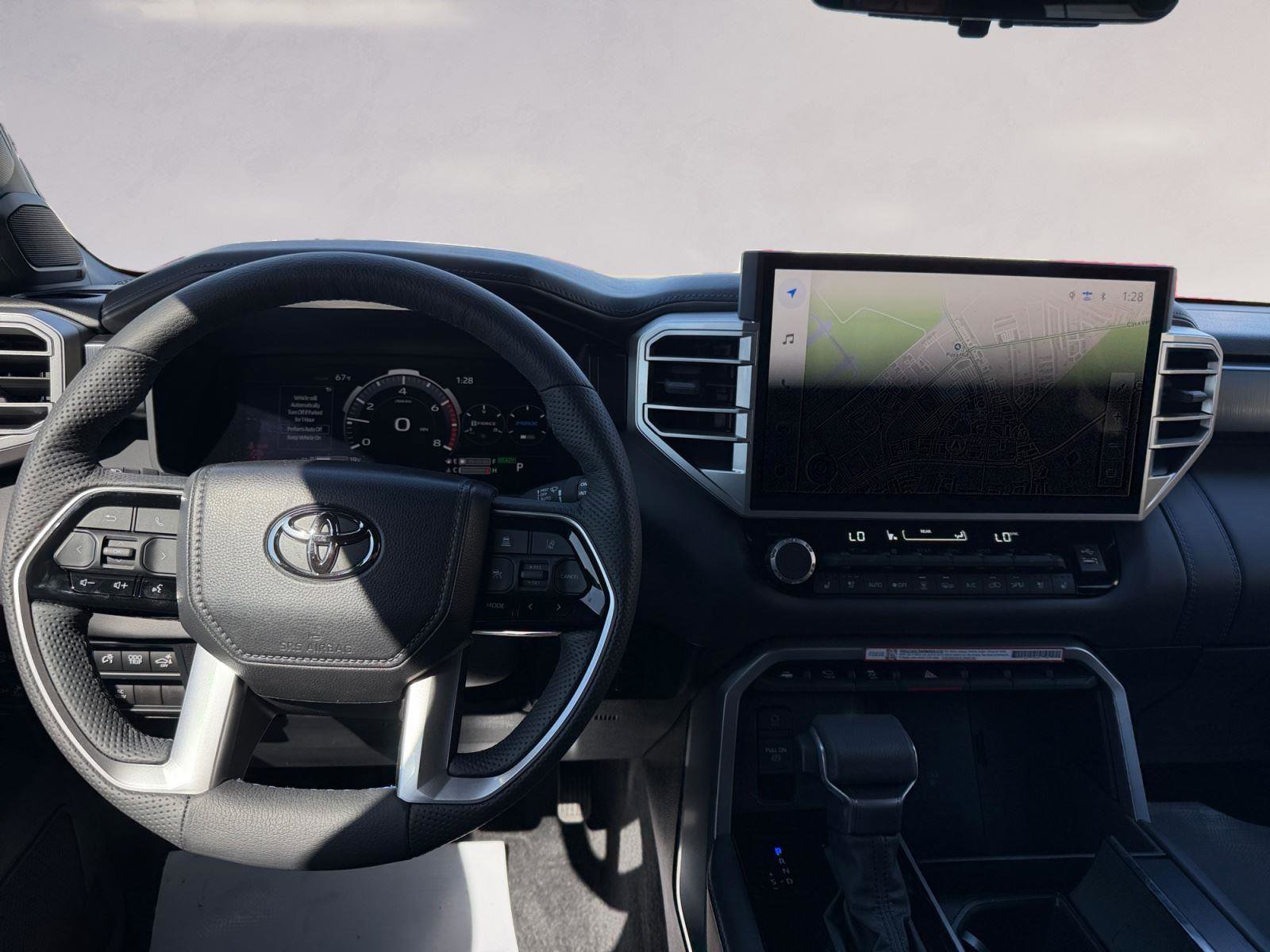 Used 2025 Toyota Sequoia Platinum image 10