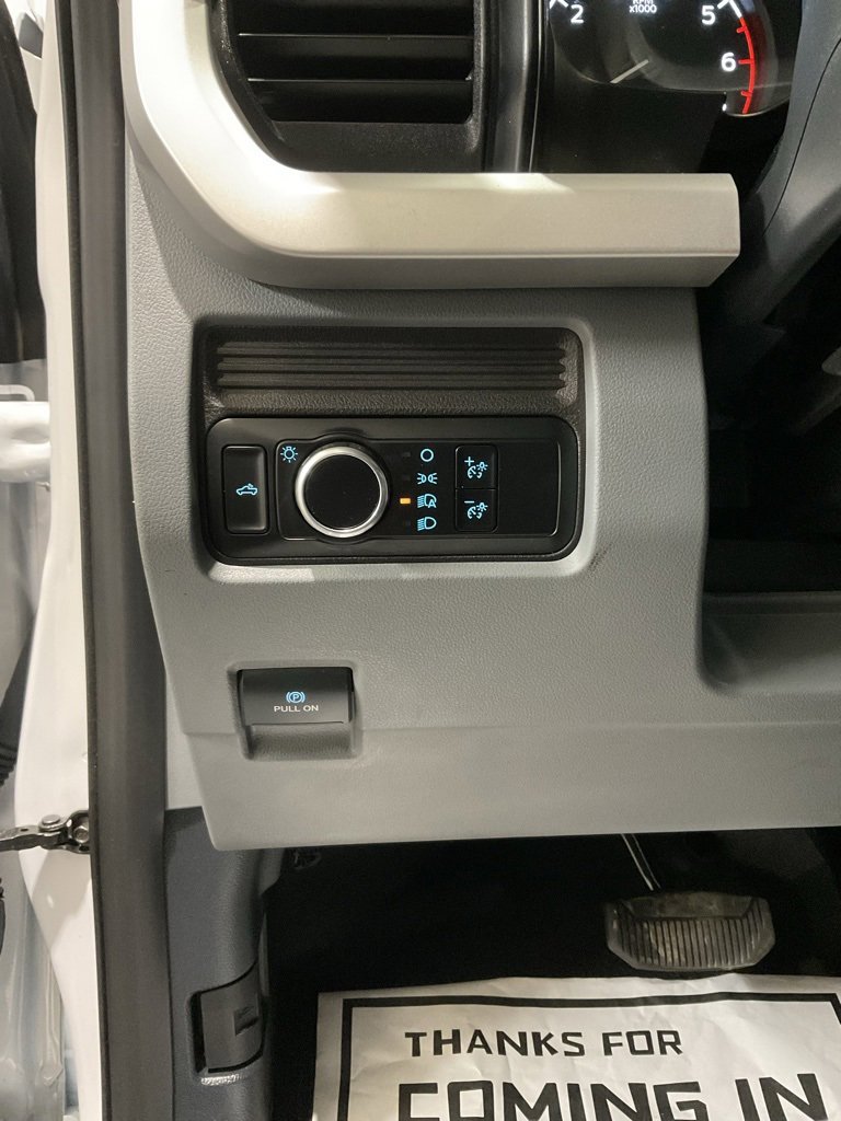 Used 2024 Ford F350 XL w/ Camper Package image 8