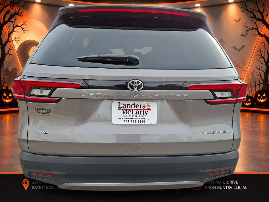 Used 2026 Toyota Grand Highlander AWD image 4