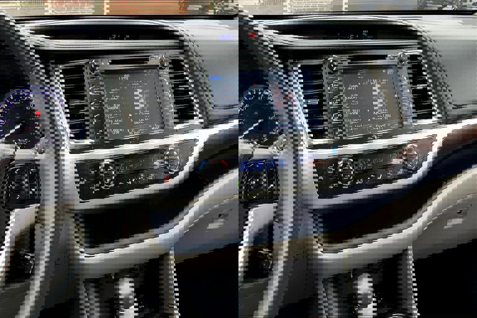 Used 2014 Toyota Highlander Limited AWD/4WD image 6